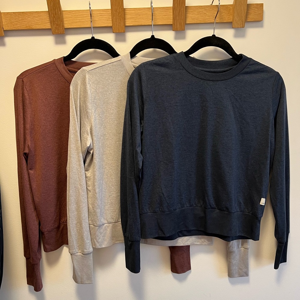 Bundle of 3 Vuori long sleeve shirts